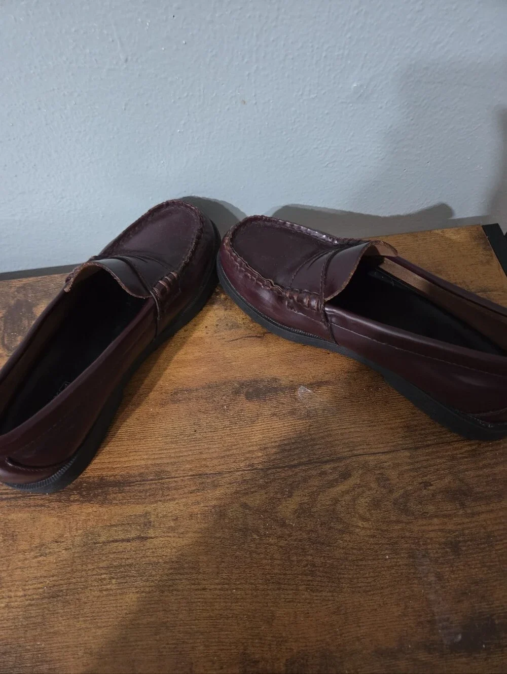 Sperry Boy's  Burgundy Penny Loafers.  2.5M